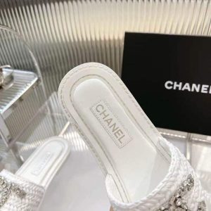 Chanel Slides - view 9