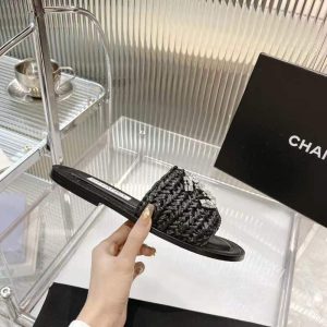 Chanel Slides - view 6