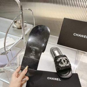 Chanel Slides - view 9