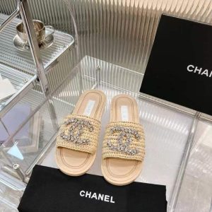 Chanel Slides - view 2