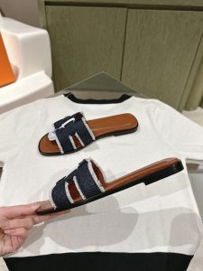Hermès Slides - view 2