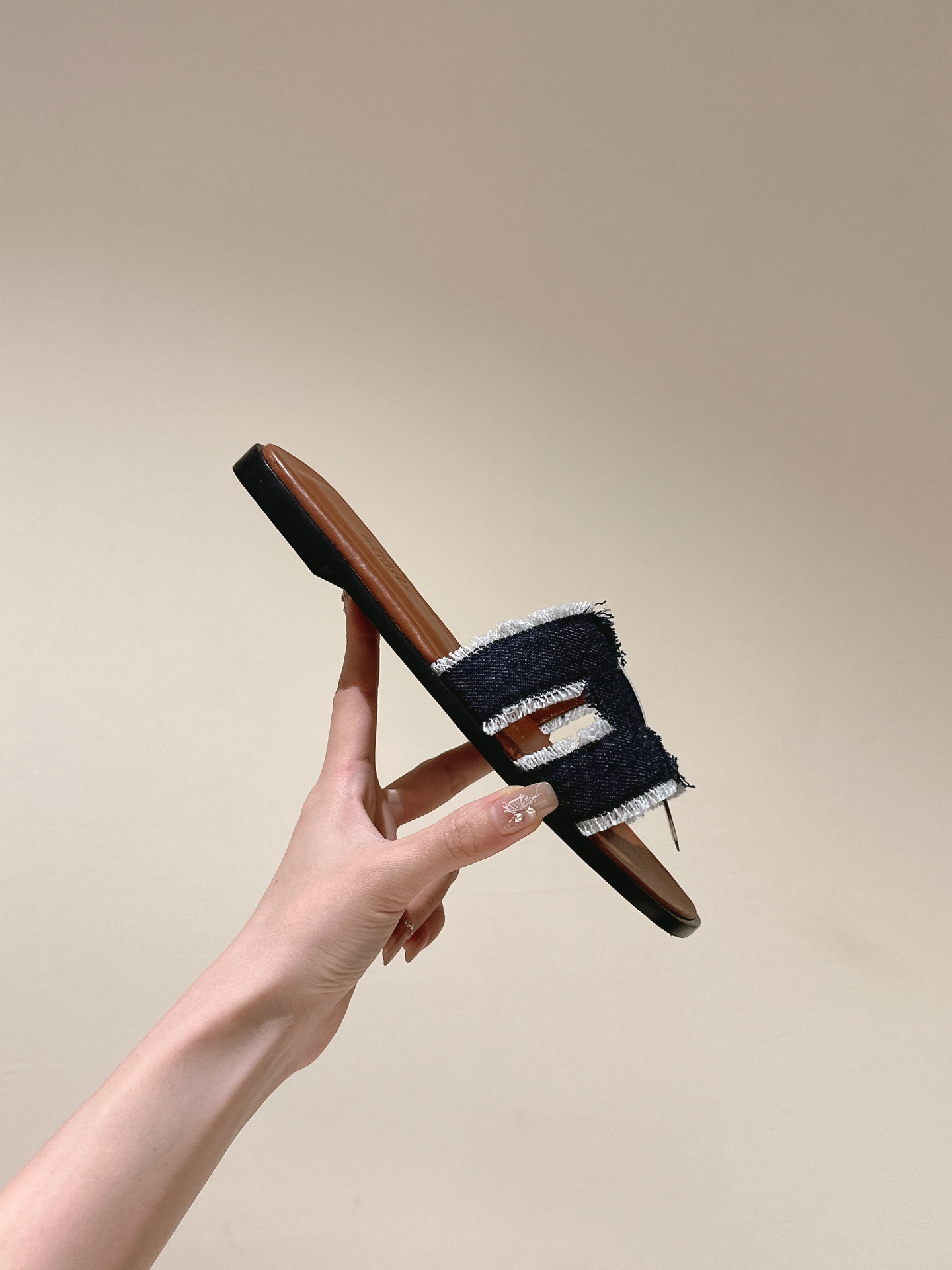 Hermès Slides - view 7