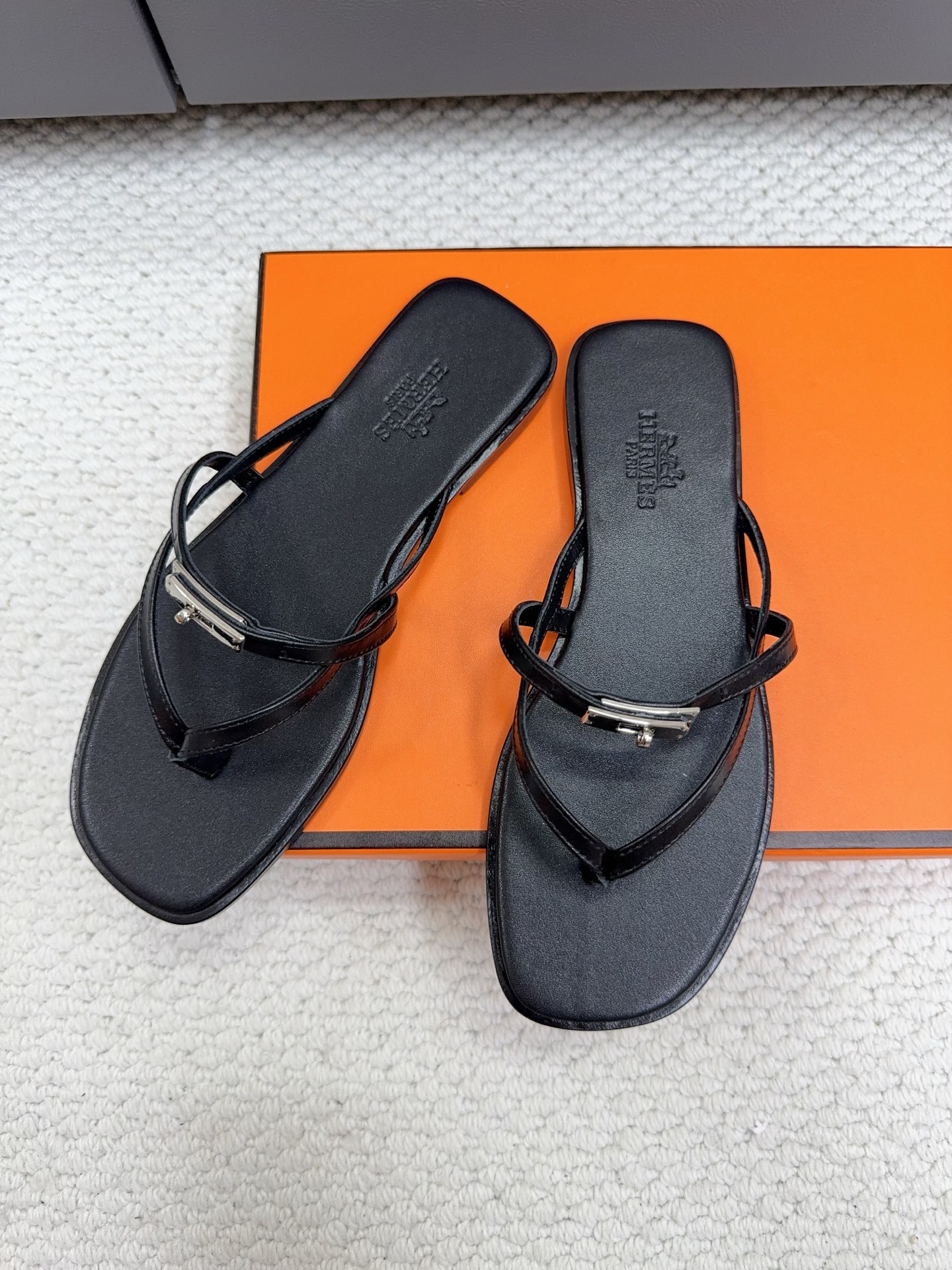 Hermès Slides - view 1