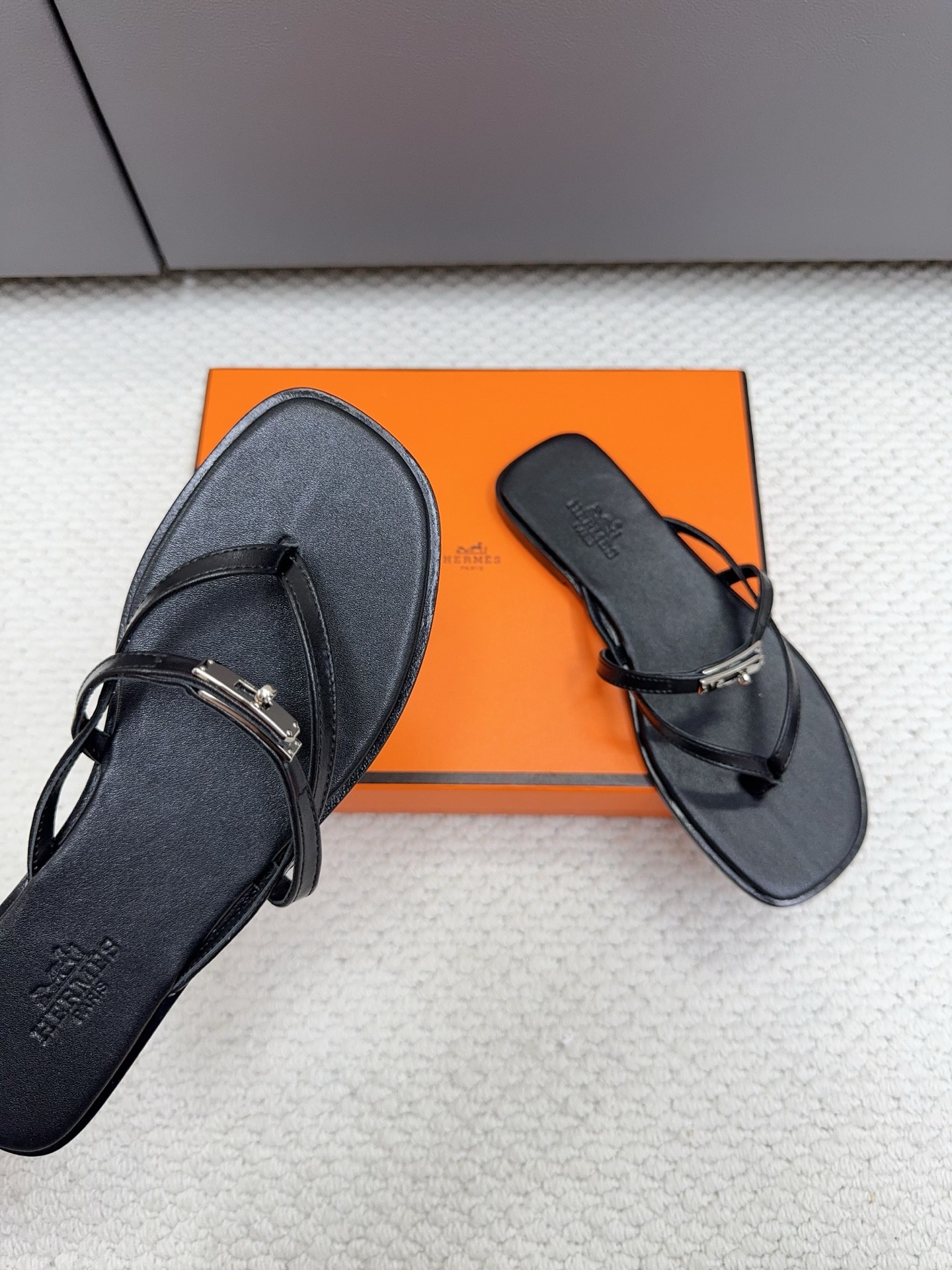 Hermès Slides - view 2