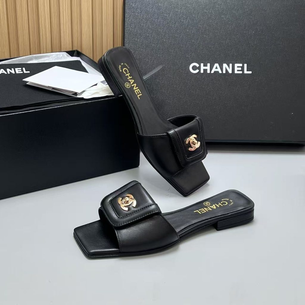 Chanel Slides - view 1