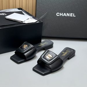 Chanel Slides - view 6