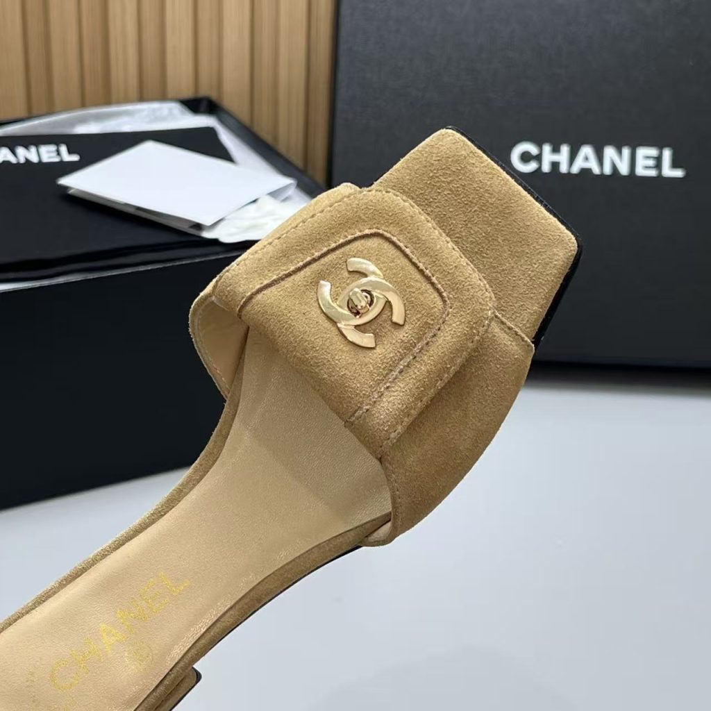 Chanel Slides - view 1