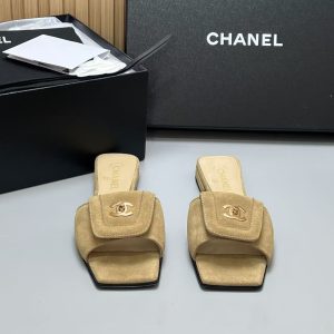 Chanel Slides - view 6