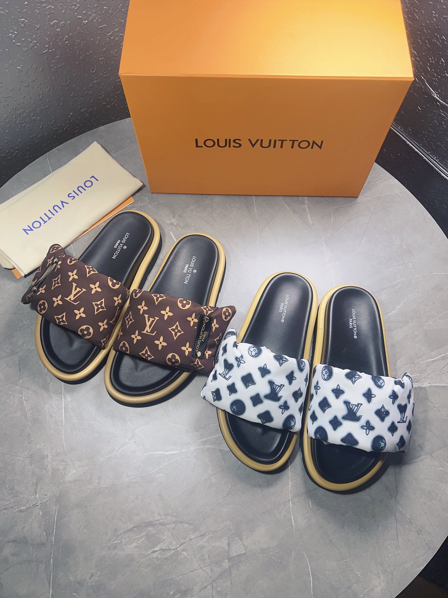 Louis Vuitton Slides - view 1