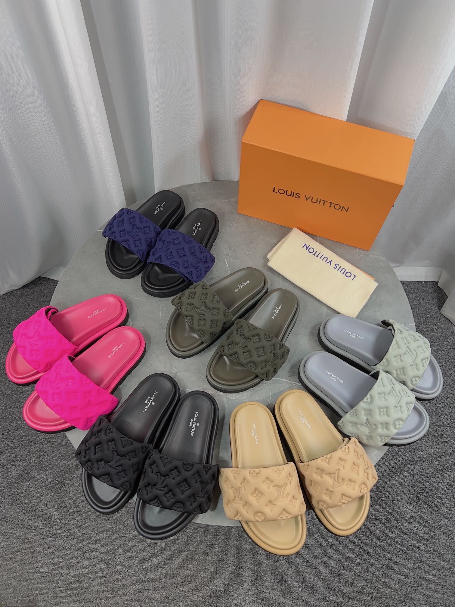 Louis Vuitton Slides - view 1