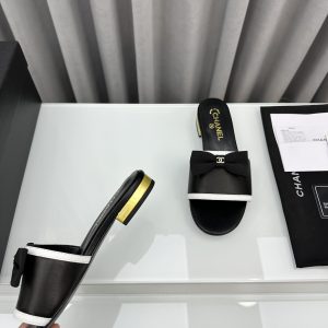 Chanel Slides - view 4