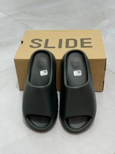 Slides - view 4
