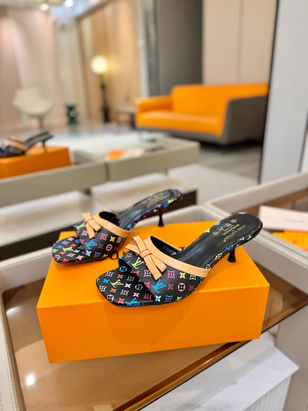Louis Vuitton Slides - view 3