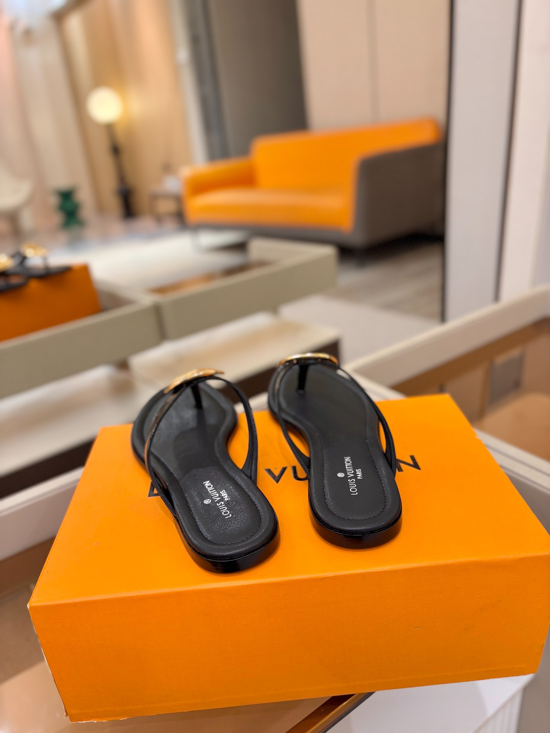 Louis Vuitton Slides - view 7