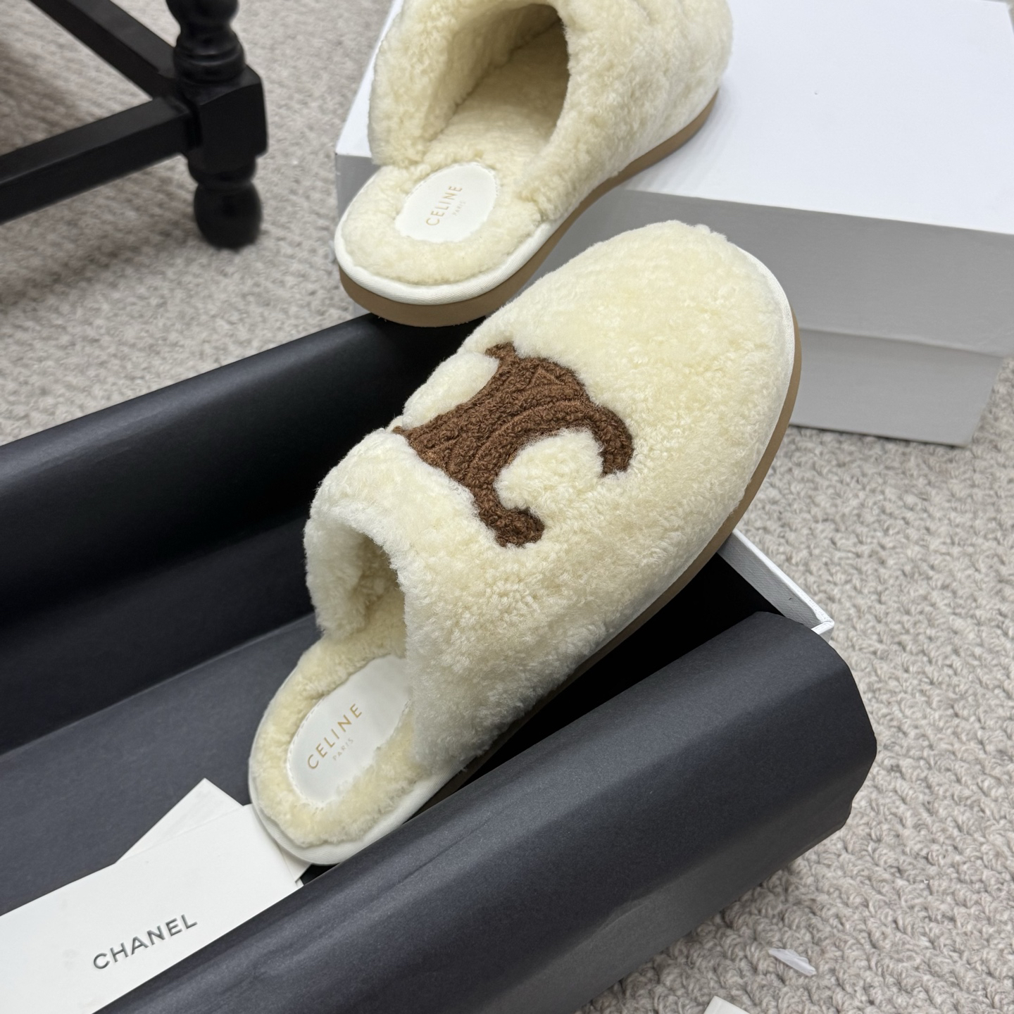 Celine Slides - view 7