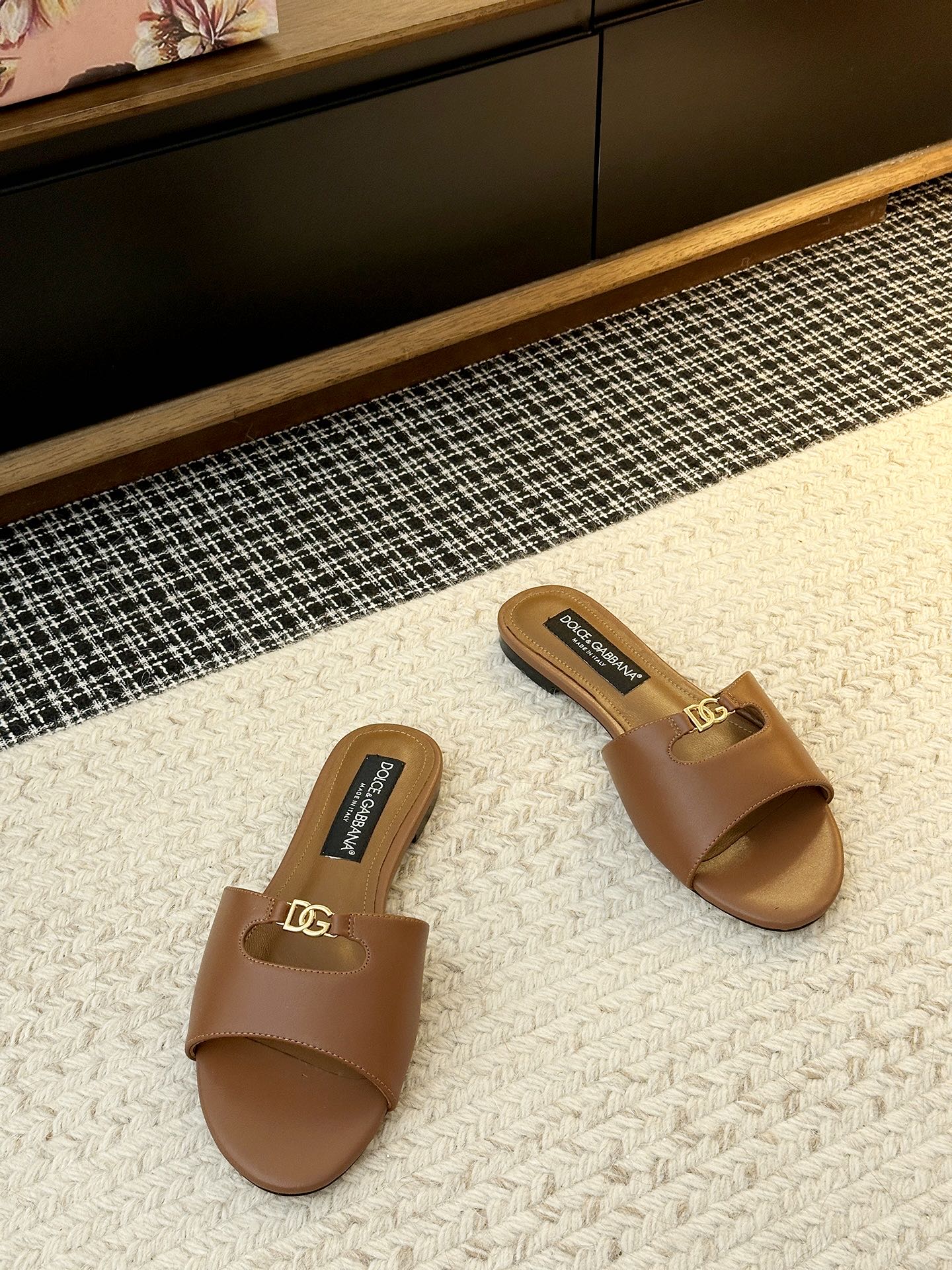 Dolce & Gabbana Slides - view 2