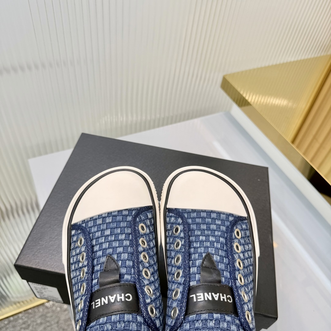 Sneakers - view 4