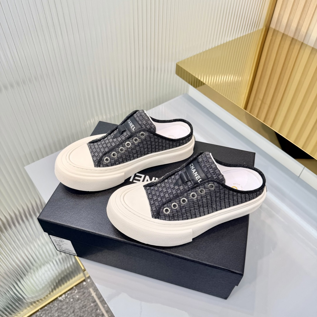 Sneakers - view 5