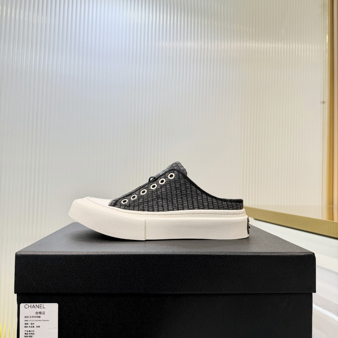 Sneakers - view 8