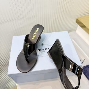 Prada Slides - view 5