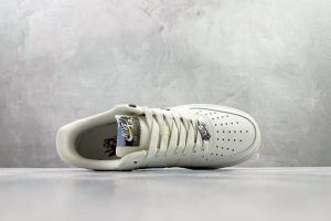 Sneakers - view 3