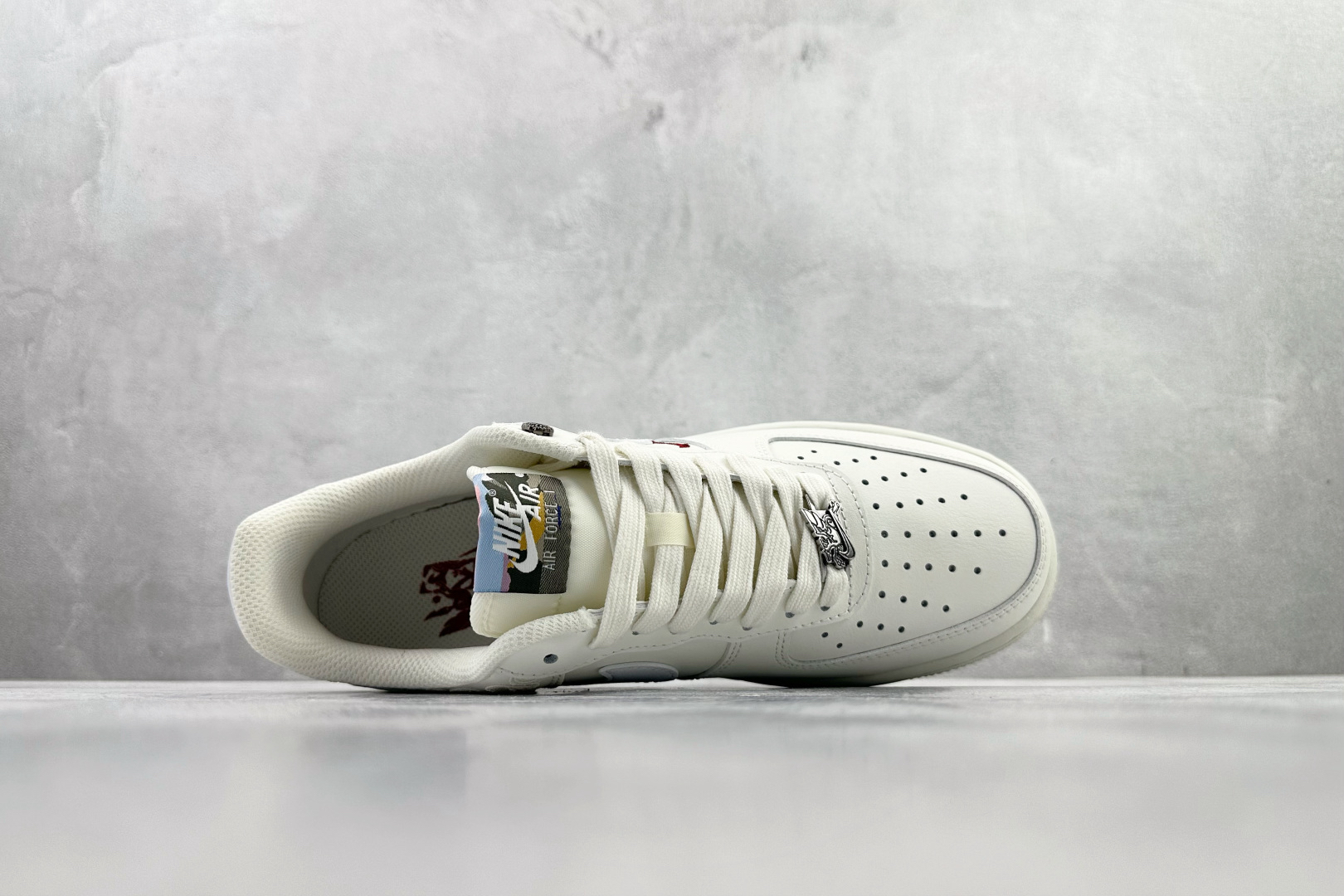 Sneakers - view 3