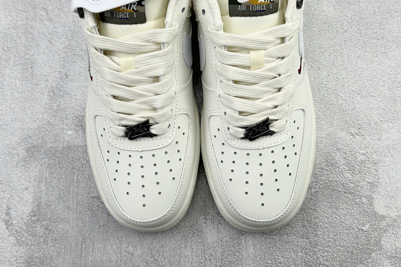 Sneakers - view 7