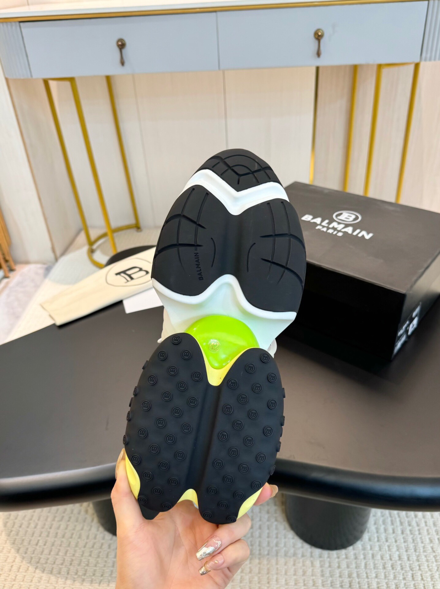 Sneakers - view 8