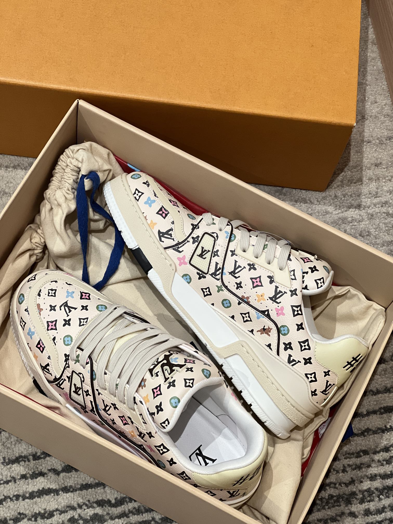 Sneakers - view 4