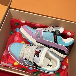 Louis Vuitton Sneakers - view 3