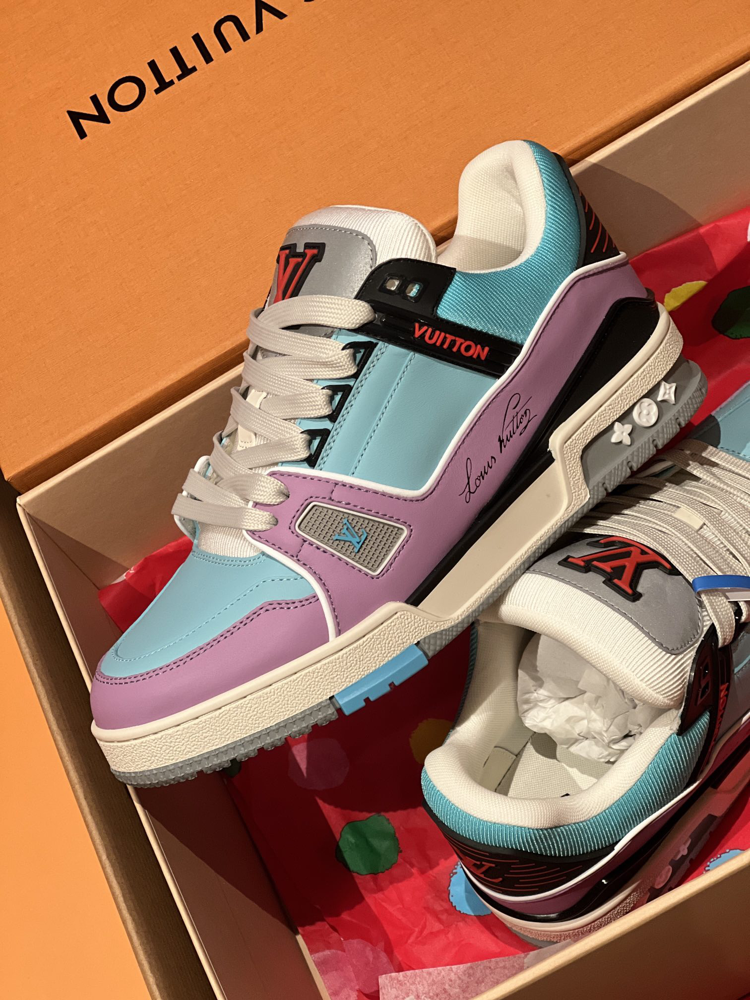 Louis Vuitton Sneakers - view 4