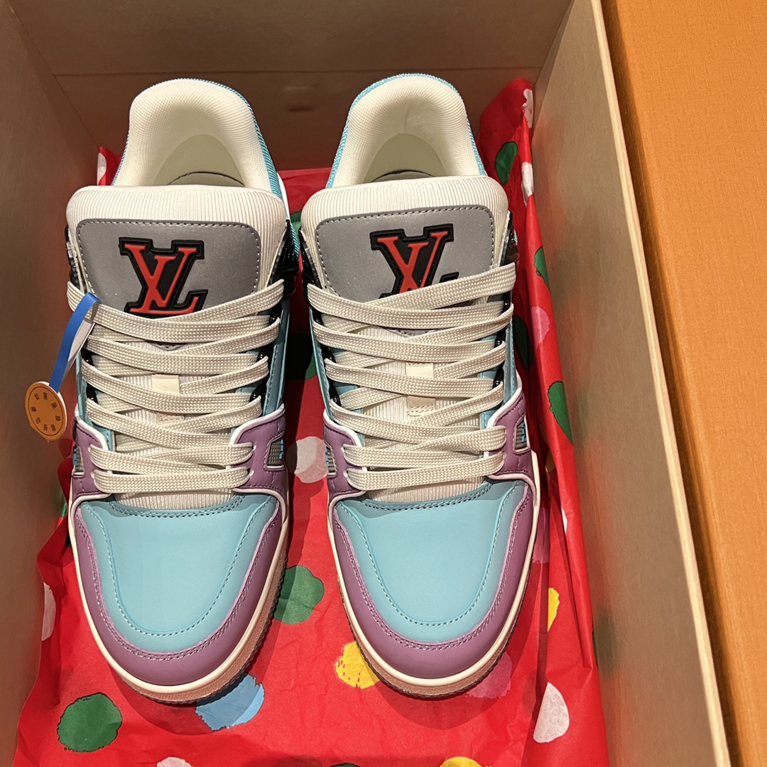 Louis Vuitton Sneakers - view 5