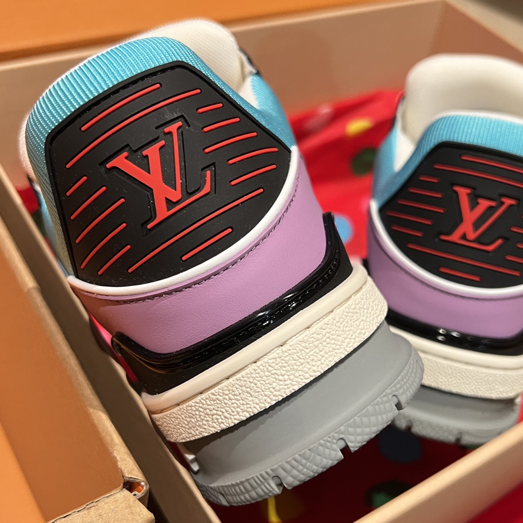 Louis Vuitton Sneakers - view 8