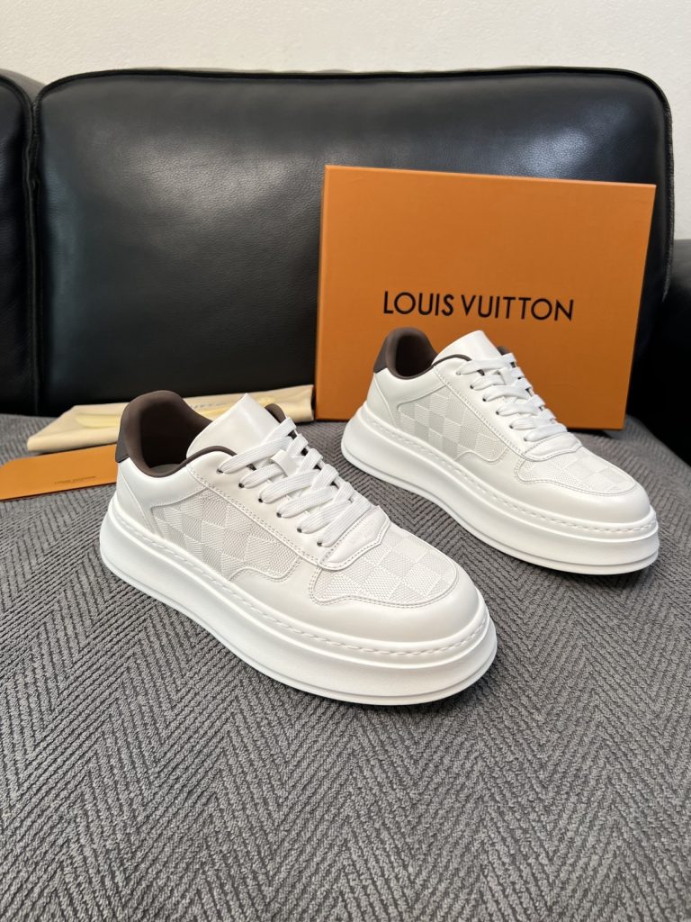 Louis Vuitton Sneakers - view 1