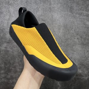 Shoes - view 3