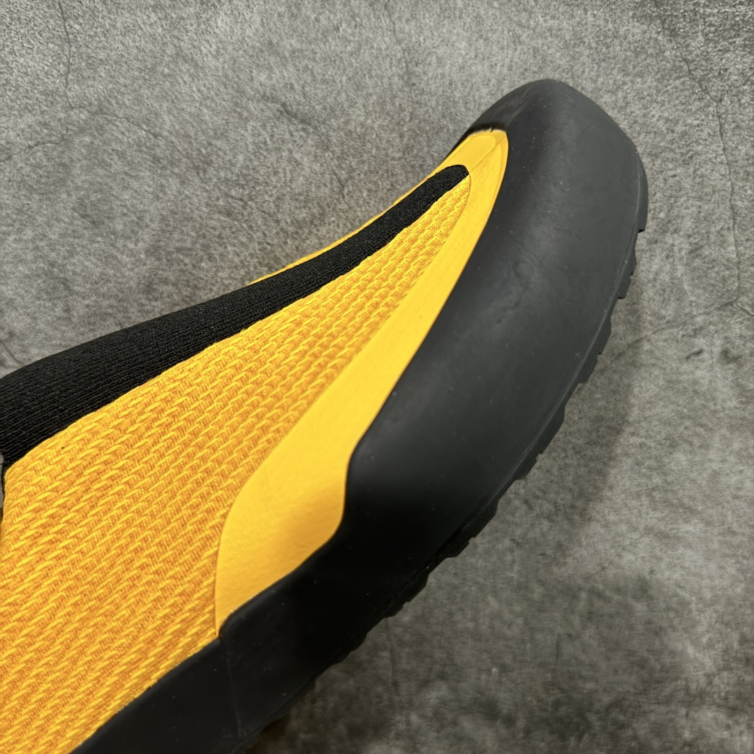 Shoes - view 6