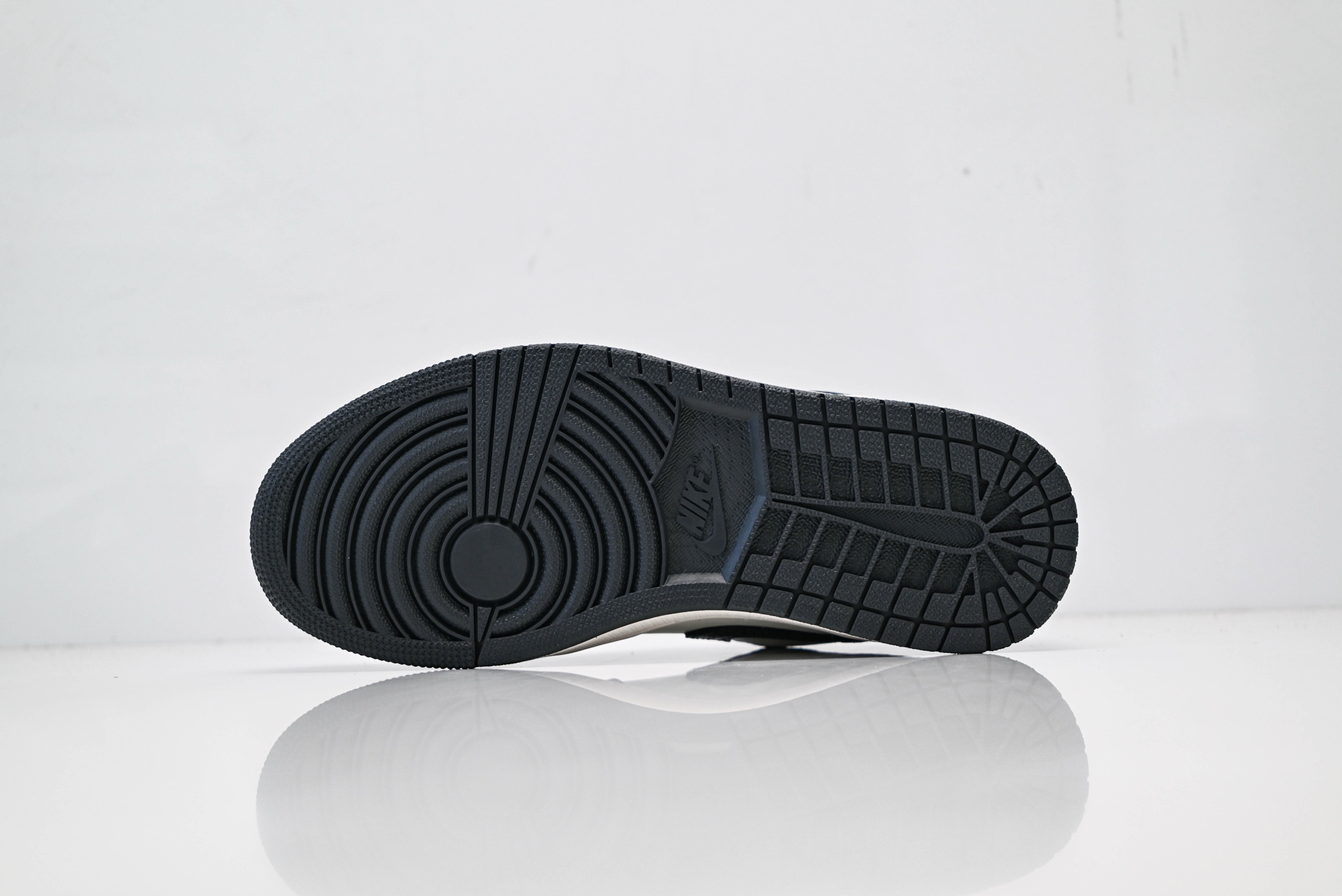 Shoes - view 4