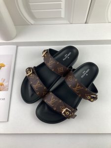 Louis Vuitton Slides - view 3