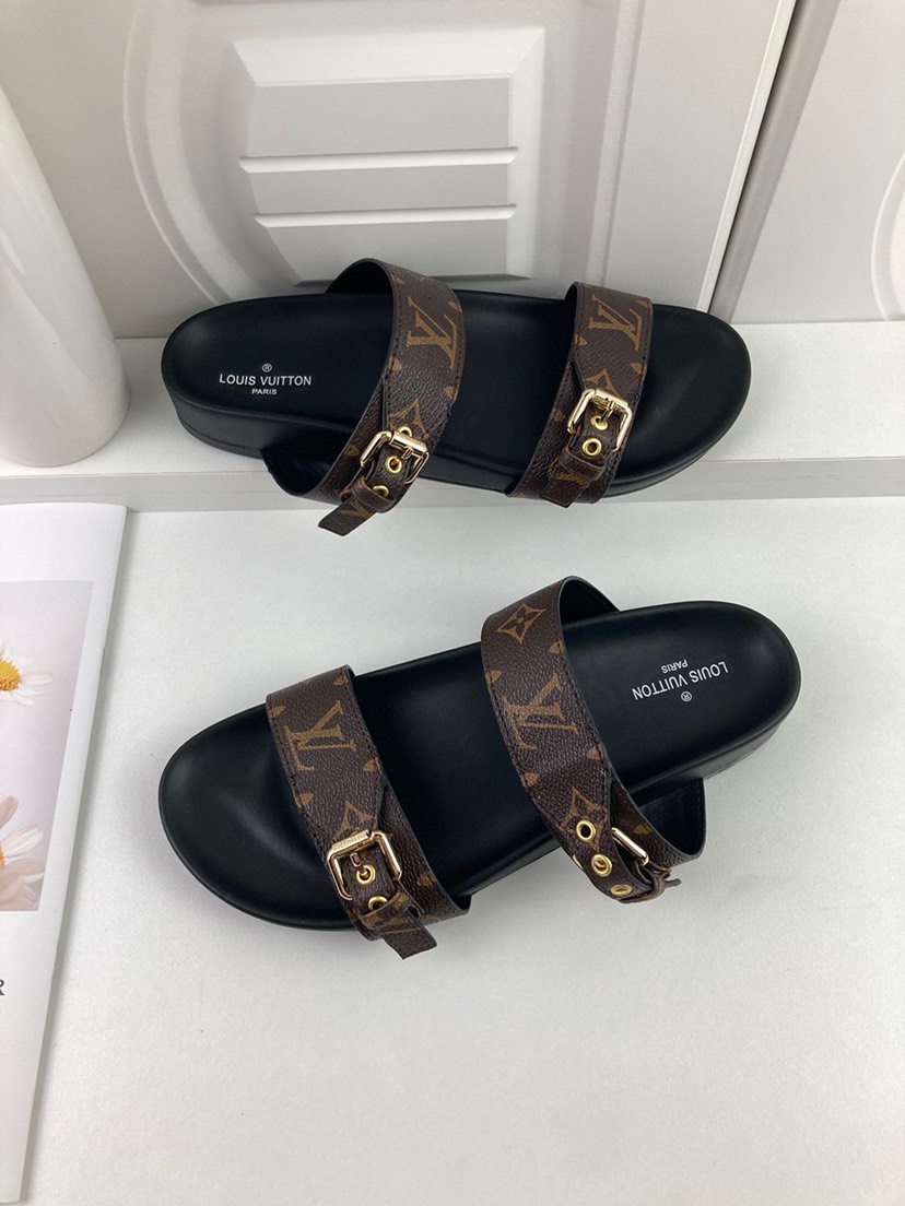 Louis Vuitton Slides - view 6