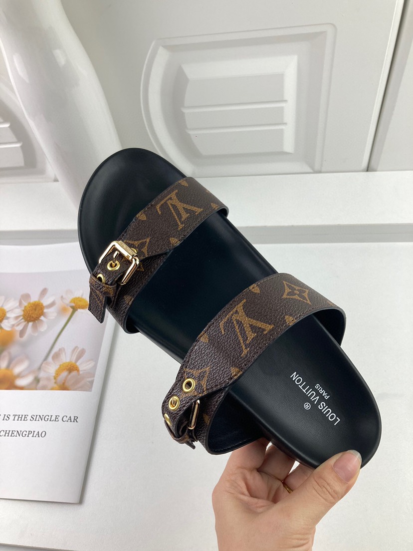Louis Vuitton Slides - view 8