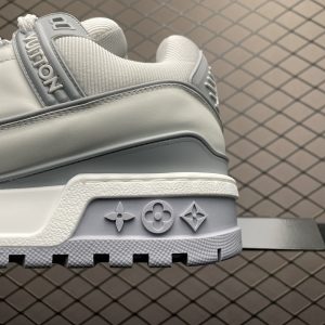 Louis Vuitton Sneakers - view 4