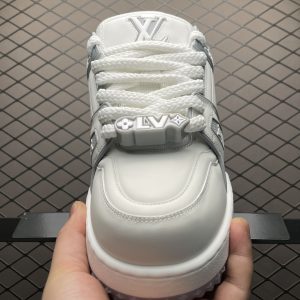 Louis Vuitton Sneakers - view 8