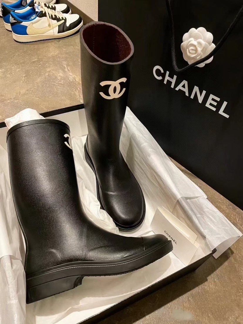 Chanel Boots - view 4