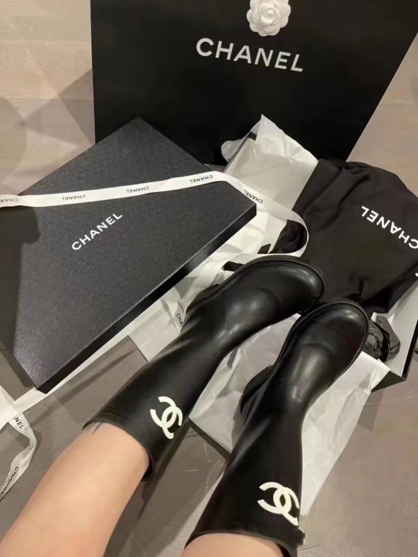Chanel Boots - view 6