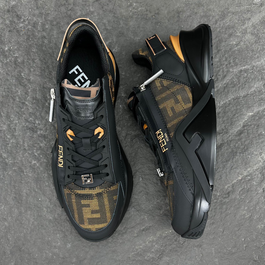Fendi Sneakers - view 4