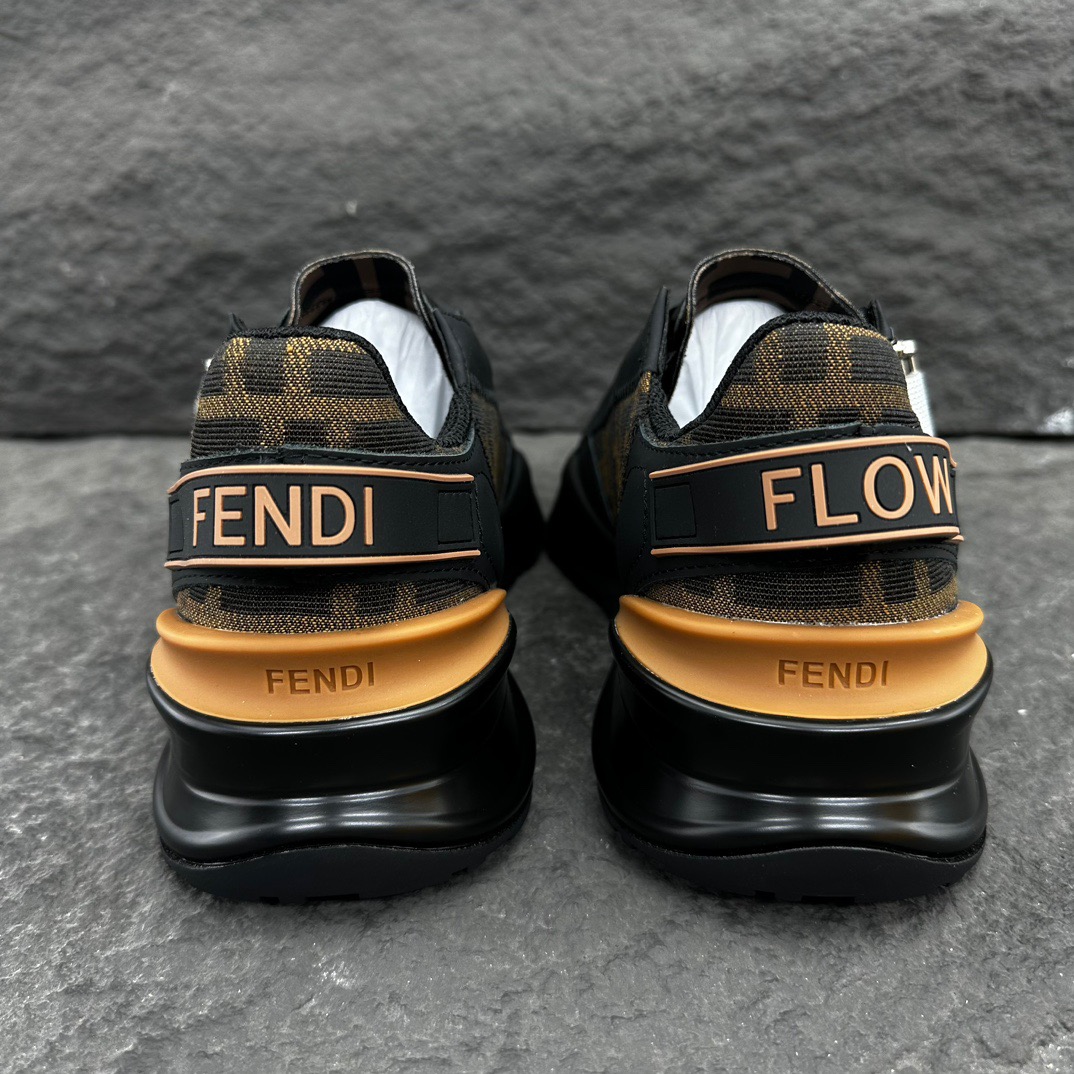 Fendi Sneakers - view 8