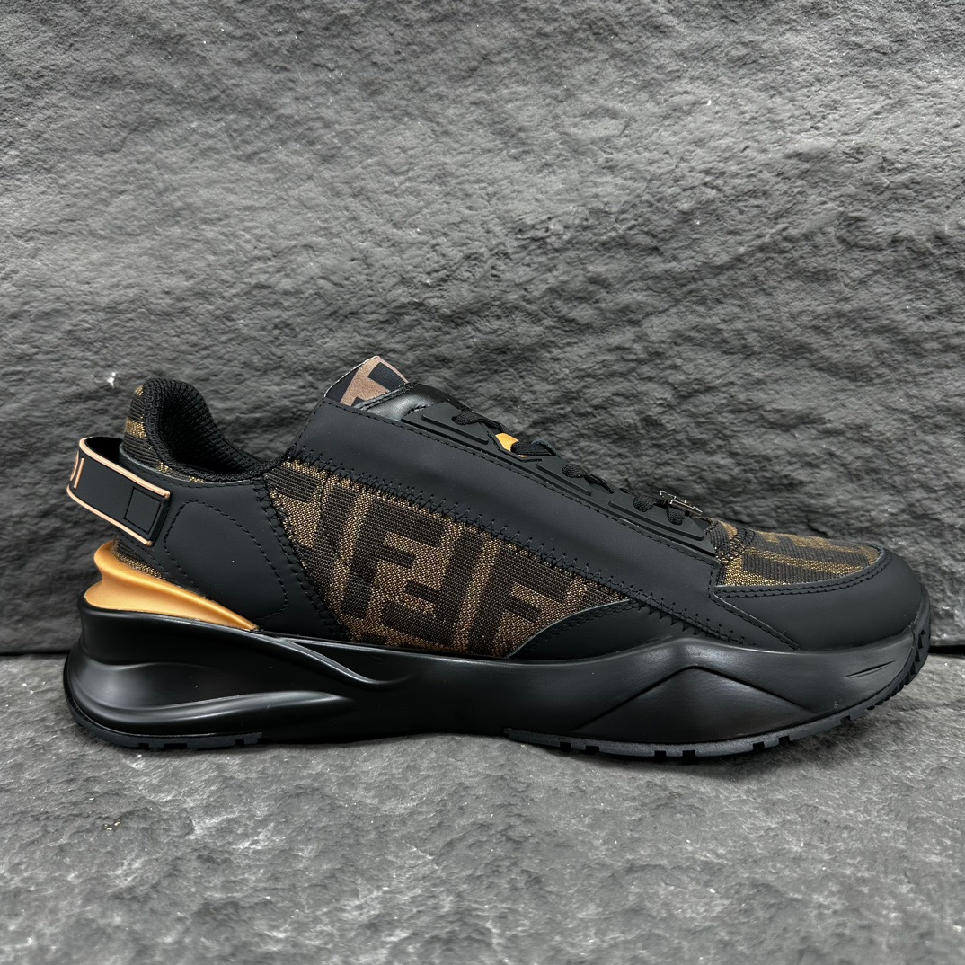 Fendi Sneakers - view 9