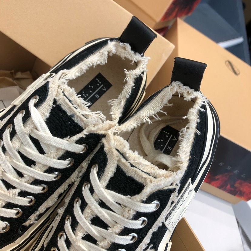 Shoes - view 5
