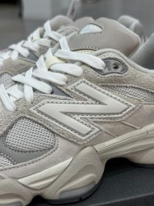 New Balance Sneakers - view 7